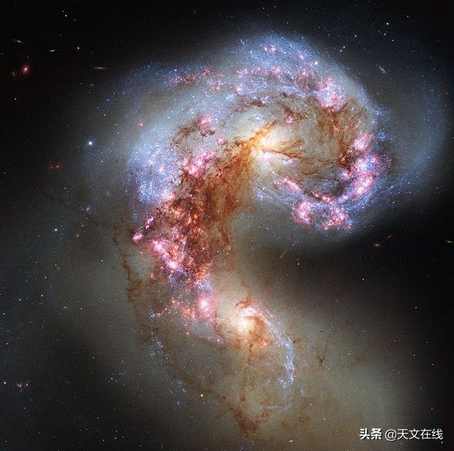 天文|我就奇了怪了，这个星系为何只有一条旋臂？