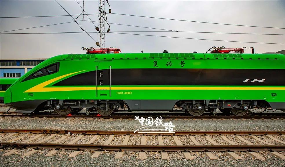 小交 你乘坐过哪些颜色的高铁列车?