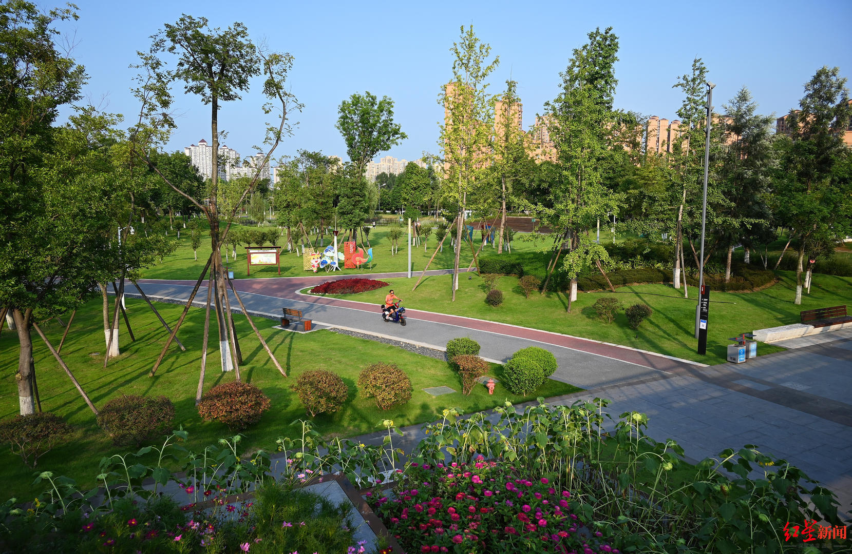 市民代表请发言成都市委召开的这场座谈会大半时间留给市民