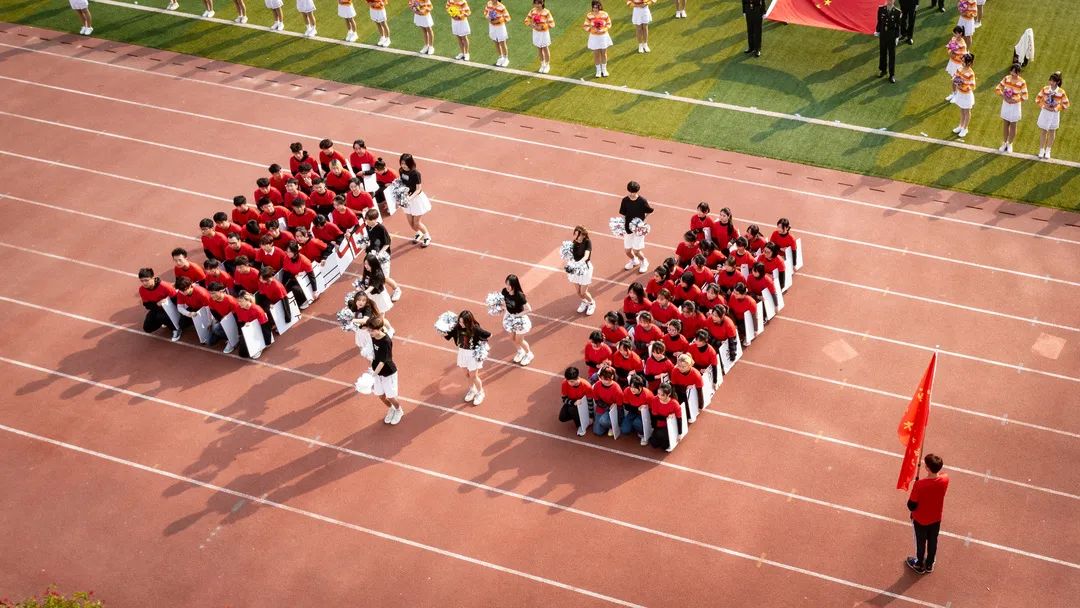 武科大运动会火热来袭最美方阵由你票选