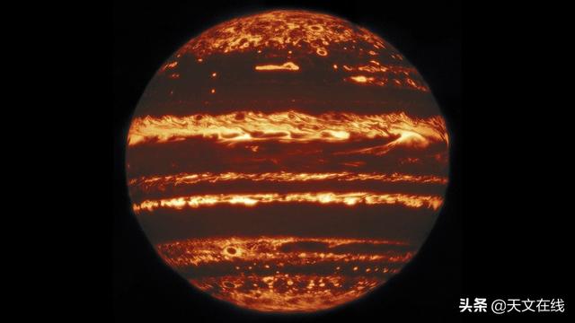 天文|在这张“幸运”的红外图像中，木星看起来像个火球