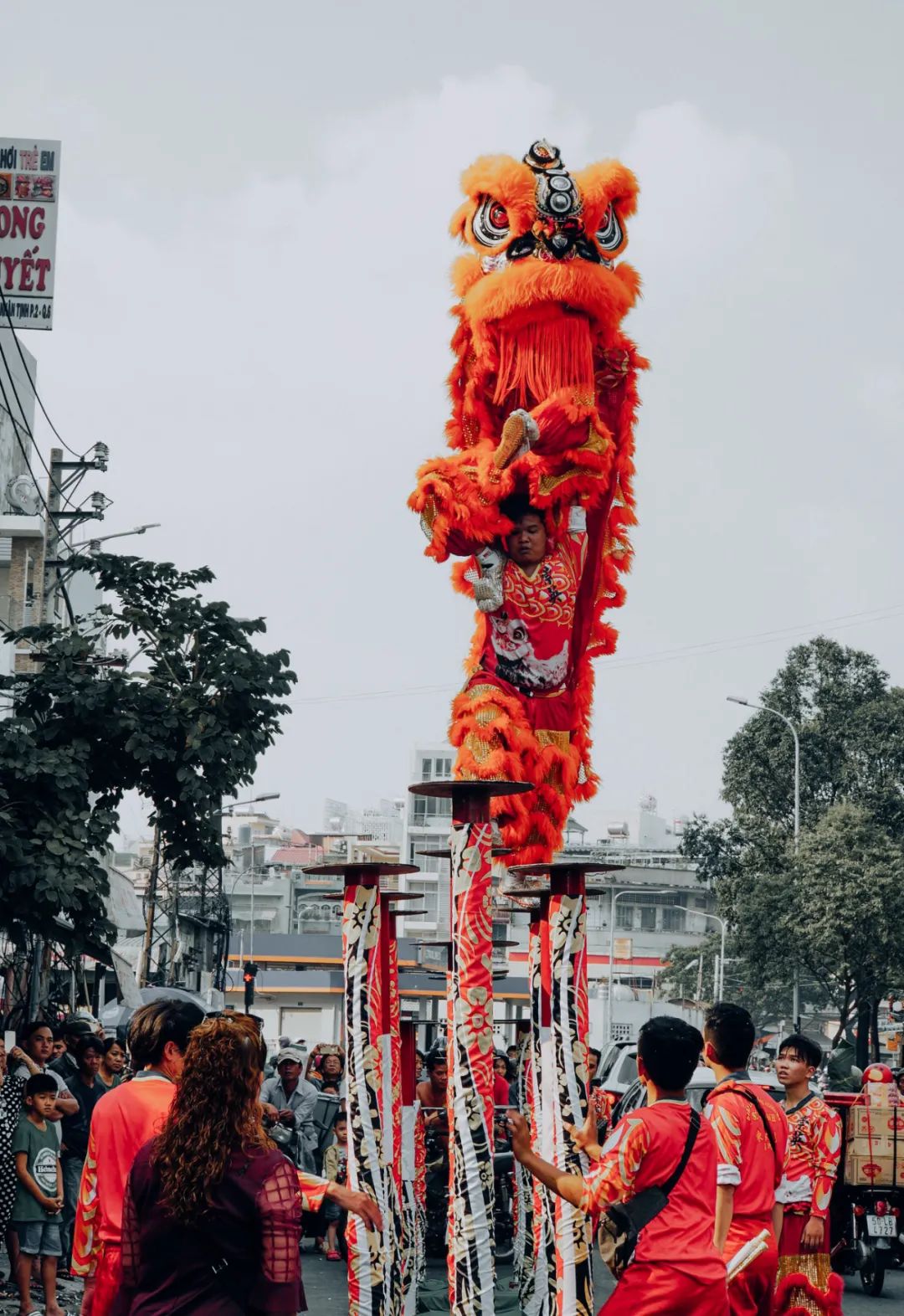 广东舞狮采青图片