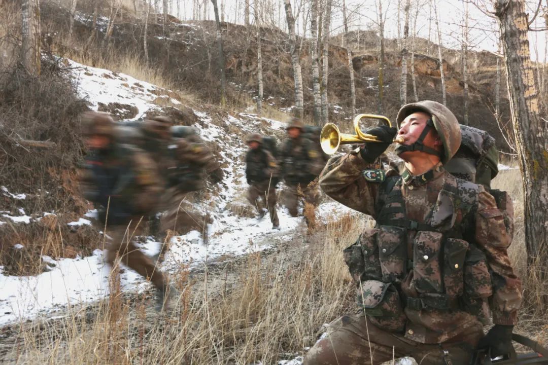 铁锤子红军旅凌寒砺兵