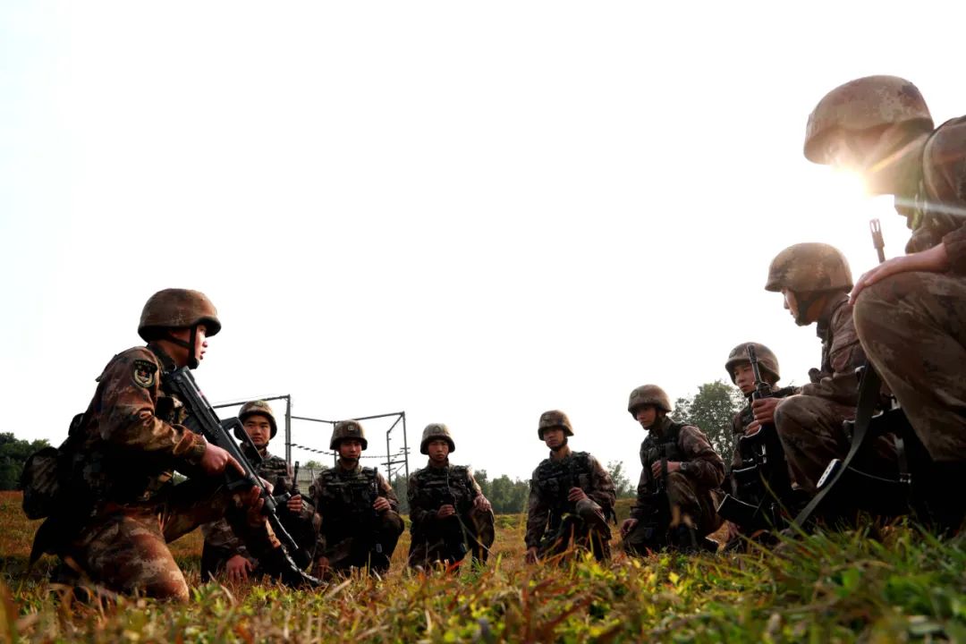 金刚钻红军旅首训即开考