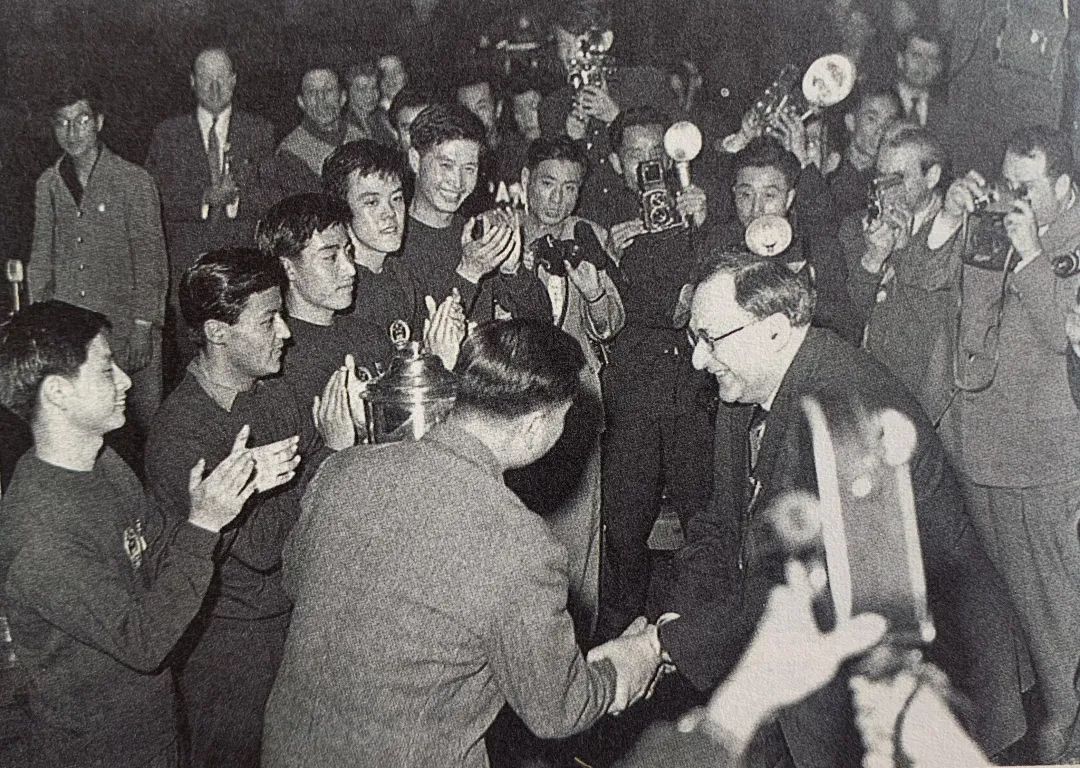 历史上的今天6月19日_1968年容国团逝世。容国团，为中华人民共和国第一次争得乒乓球男子单打世界冠军运动员（1937年出生）