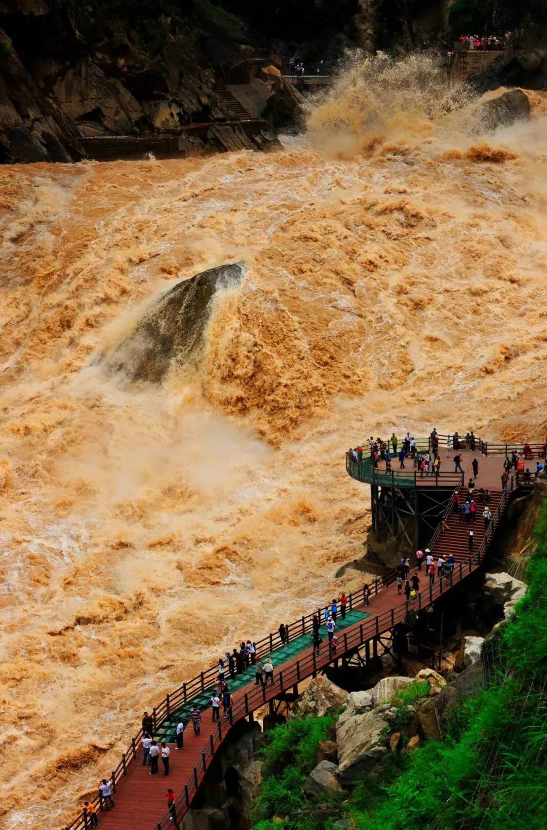 长江东去不复还我们的大江大河系列②