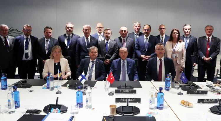 Turkey, Finland and Sweden signed a three -party memorandum