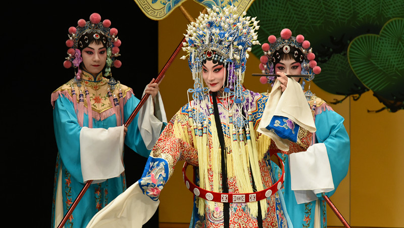 梅兰芳访日100周年纪念公演 《贵妃醉酒》剧照_副本.jpg