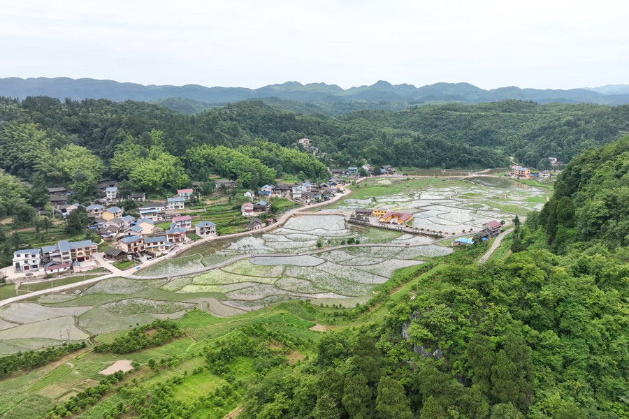 岑巩县客楼镇完善城镇基础设施打造生态康养小镇
