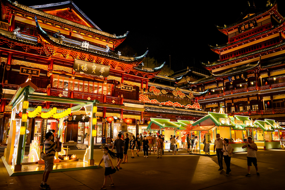 现实版梦华录来了来豫园夏日游园会看曲艺茶戏巧匠制扇