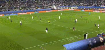 本泽马扩大比分