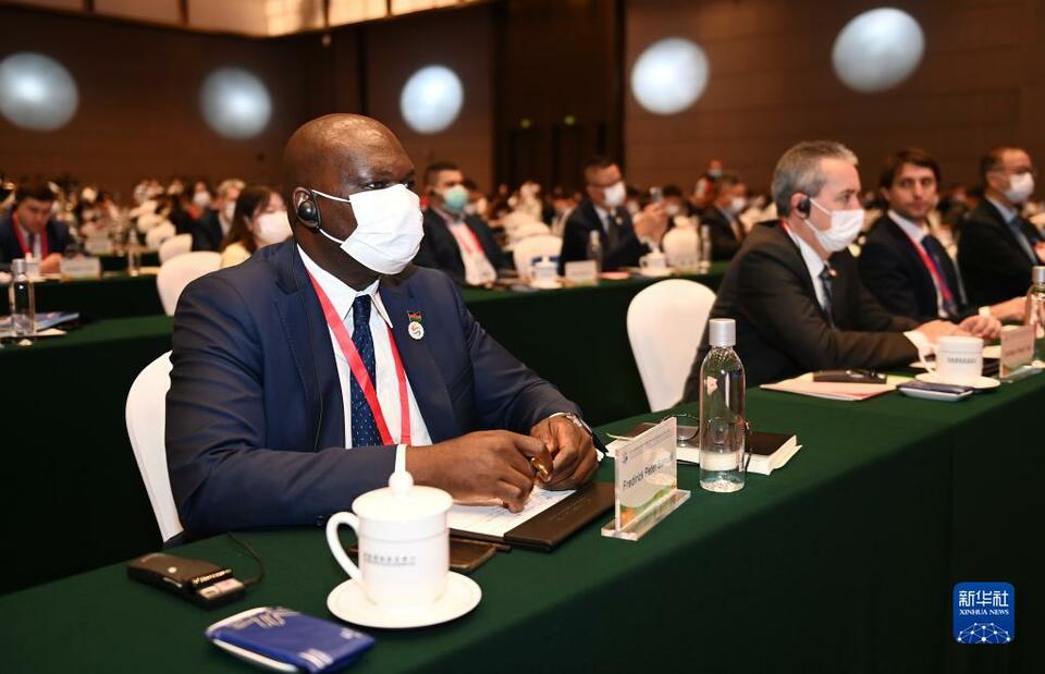 新华全媒+|第六届丝绸之路国际博览会在西安开幕