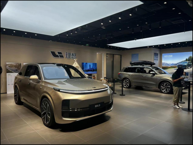 理想ONE停产,理想汽车陷 “降价换代割韭菜”舆论漩涡