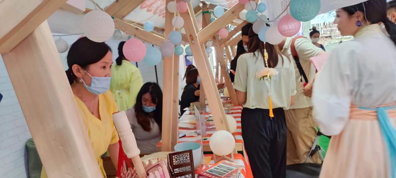 （9月14日）湖北体彩“中秋奇妙游”系列活动燃动光谷世界城.docx