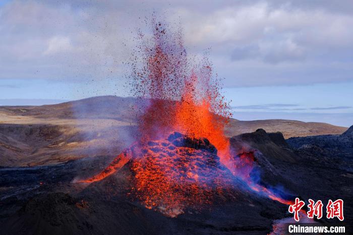 国际最新研究揭示冰岛法格拉达尔火山喷发地震活动和岩浆运动