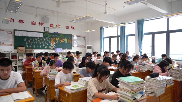 江夏十年累计投入136亿元，“真金白银”重教兴学！