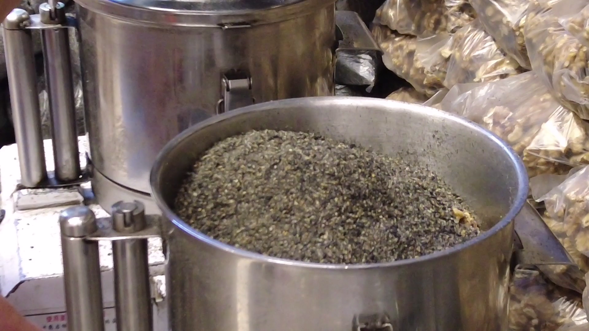 芝麻核桃粉上市 血糖高适量食用[00_03_14][20221025-195823].png