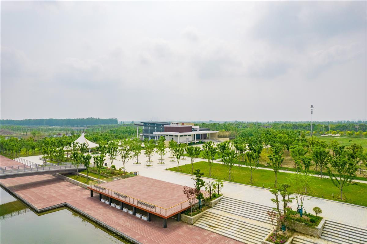 当地最大城市绿心襄阳鱼梁洲中央生态公园五一开园