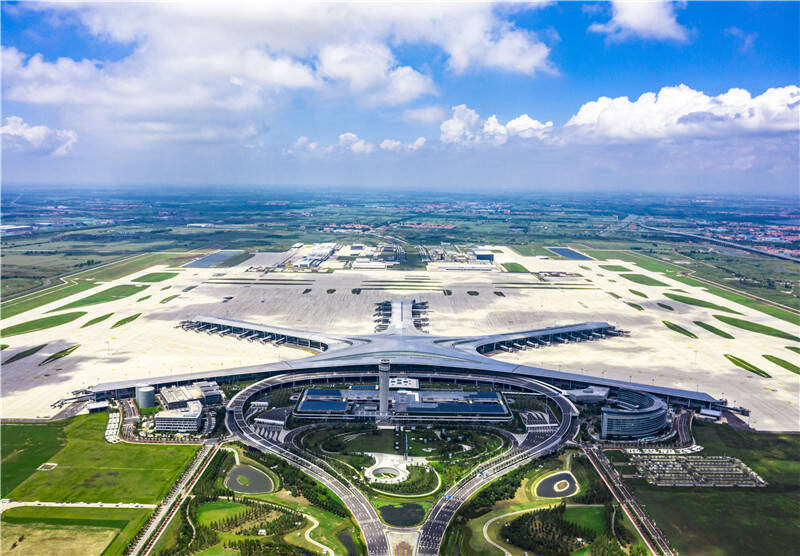 藉機起飛青島膠東臨空經濟示範區蔚然成勢