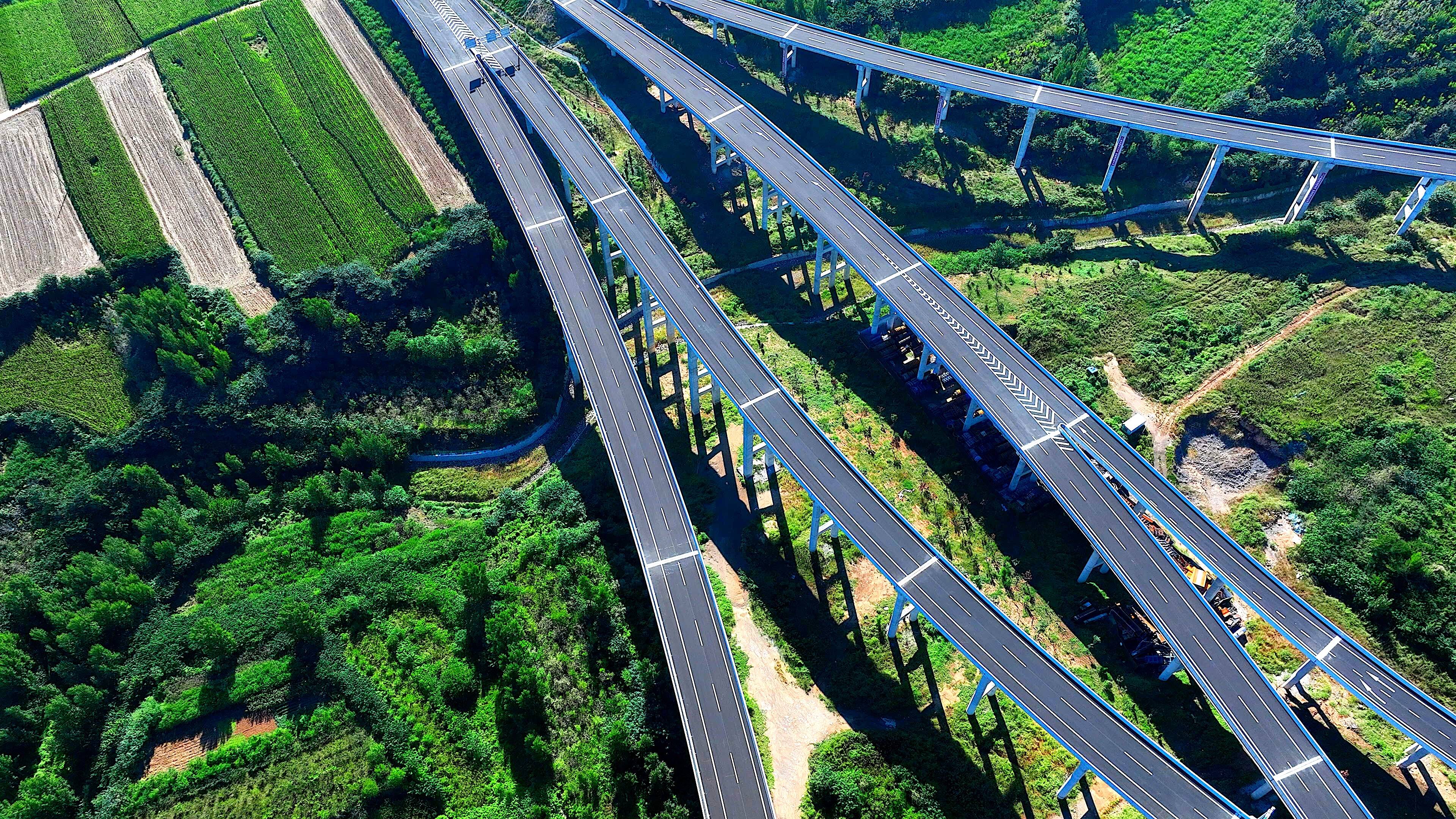 济青中线淄川高速入口图片