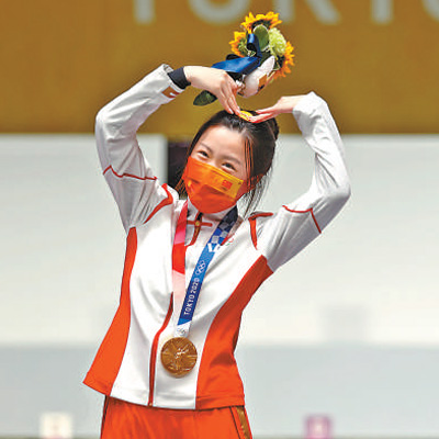 中国体育代表团获三金（奥运速递）