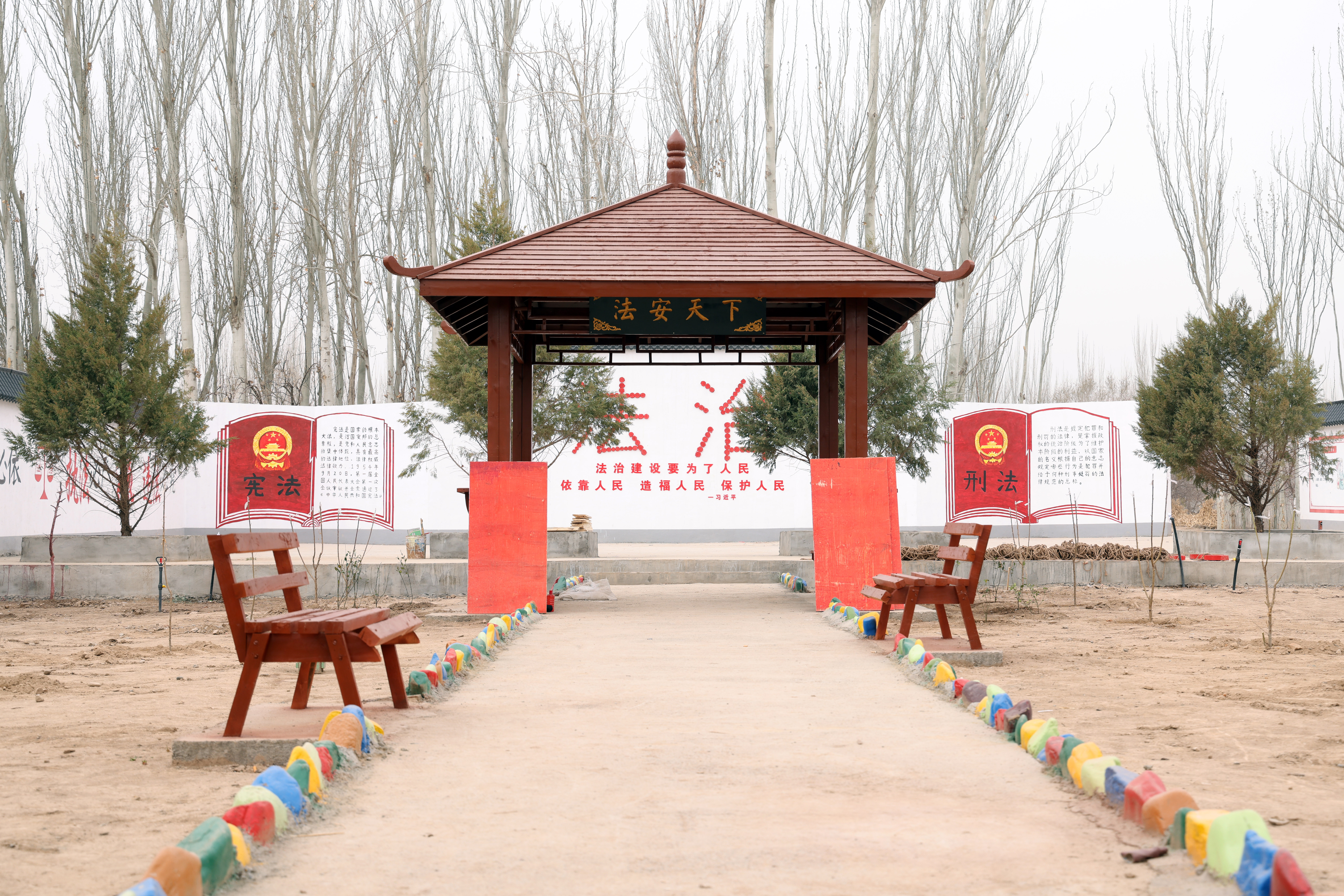 阿图什市上阿图什镇推进文化广场建设助力乡村文化振兴