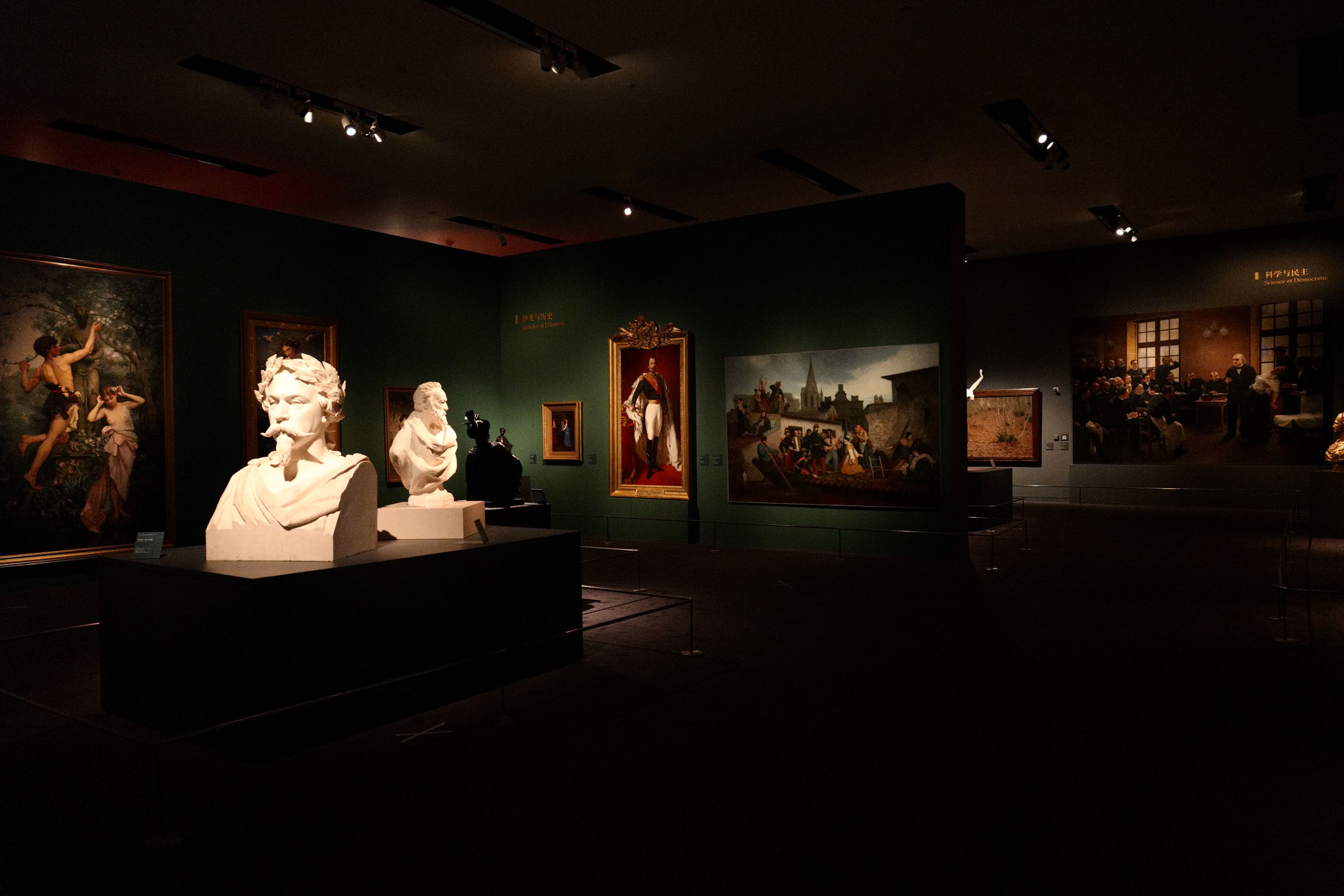 国博邀您云看展 | 一起来领略巴黎沙龙的热闹与繁盛