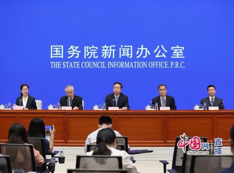 商会|设定标准、降低收费，国家发展改革委回应规范行业协会商会收费问题