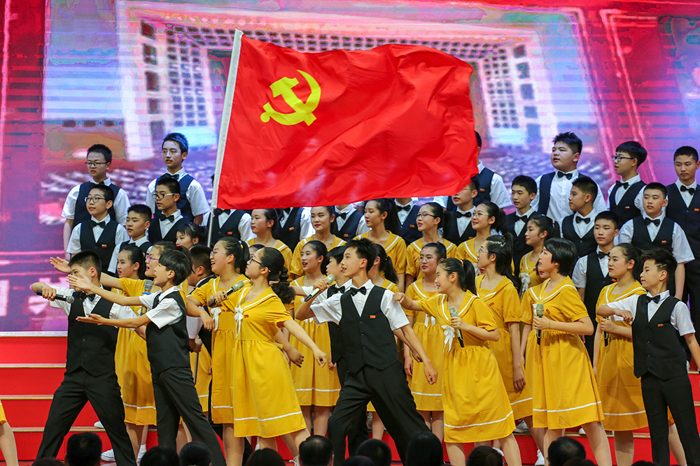 山东日照青春向党红歌嘹亮