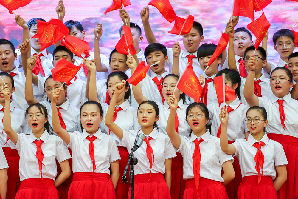 山东日照青春向党红歌嘹亮