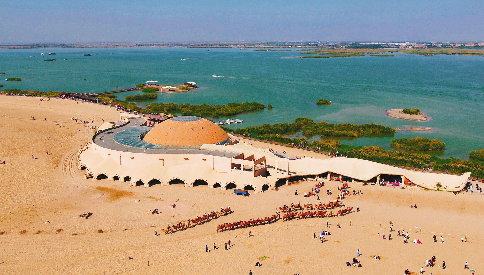 沙湖景区所有线路均立足全域统筹,通过"文化场景化,场景主题化,主题