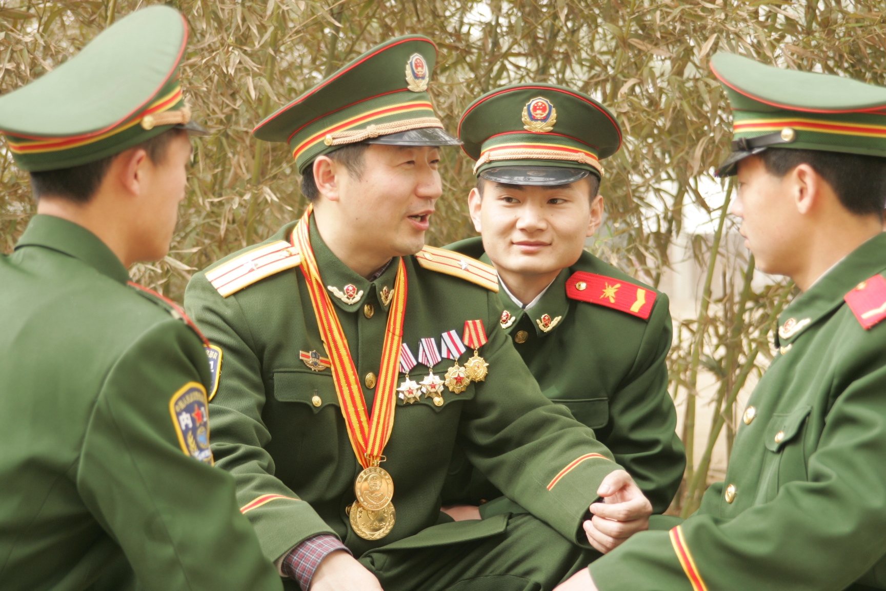 退役军人薛若卫走到哪里都是榜样