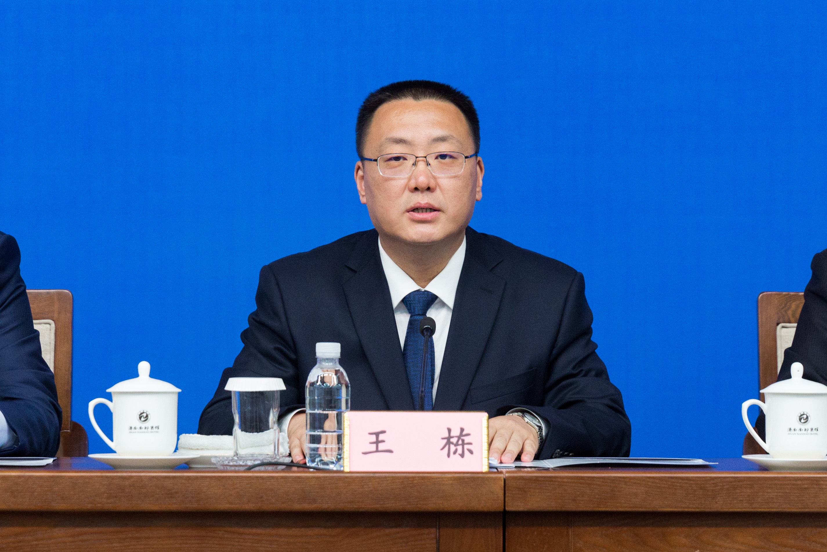 山东省发展改革委副主任王栋以人为核心努力推动城镇