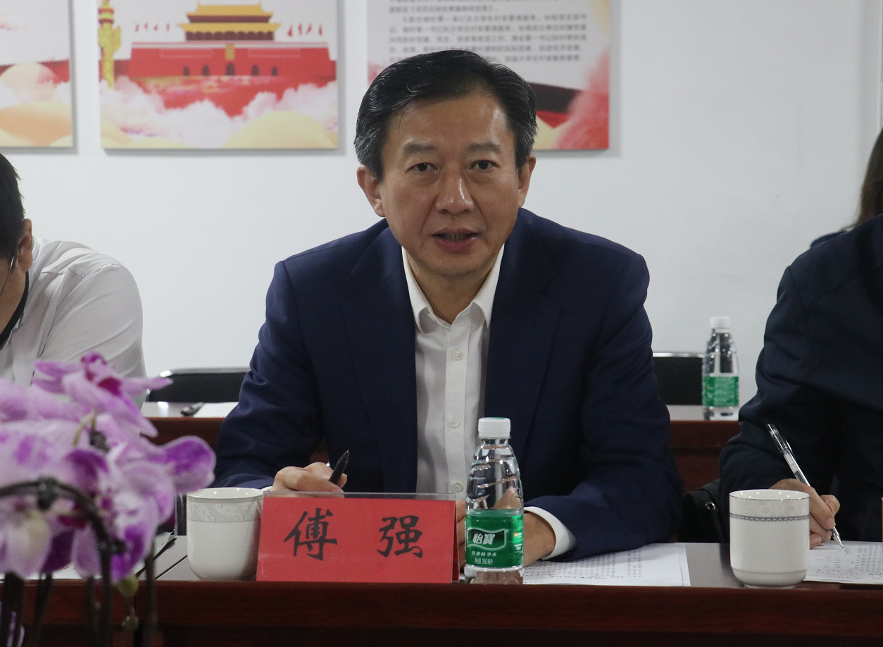 最后,傅强强调,企业是莱西发展的"功臣",是"顶梁柱".