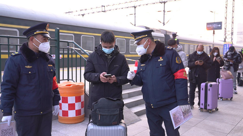 兴平火车站全力筑牢疫情防控的铜墙铁壁