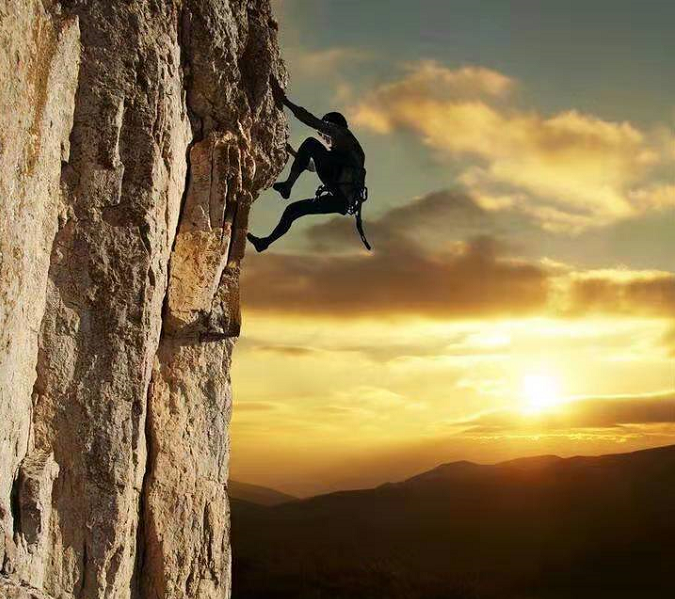 诞生一段段的精彩你会看到雷雨过后别将阳光也挡住窗外勇敢的走出去吧