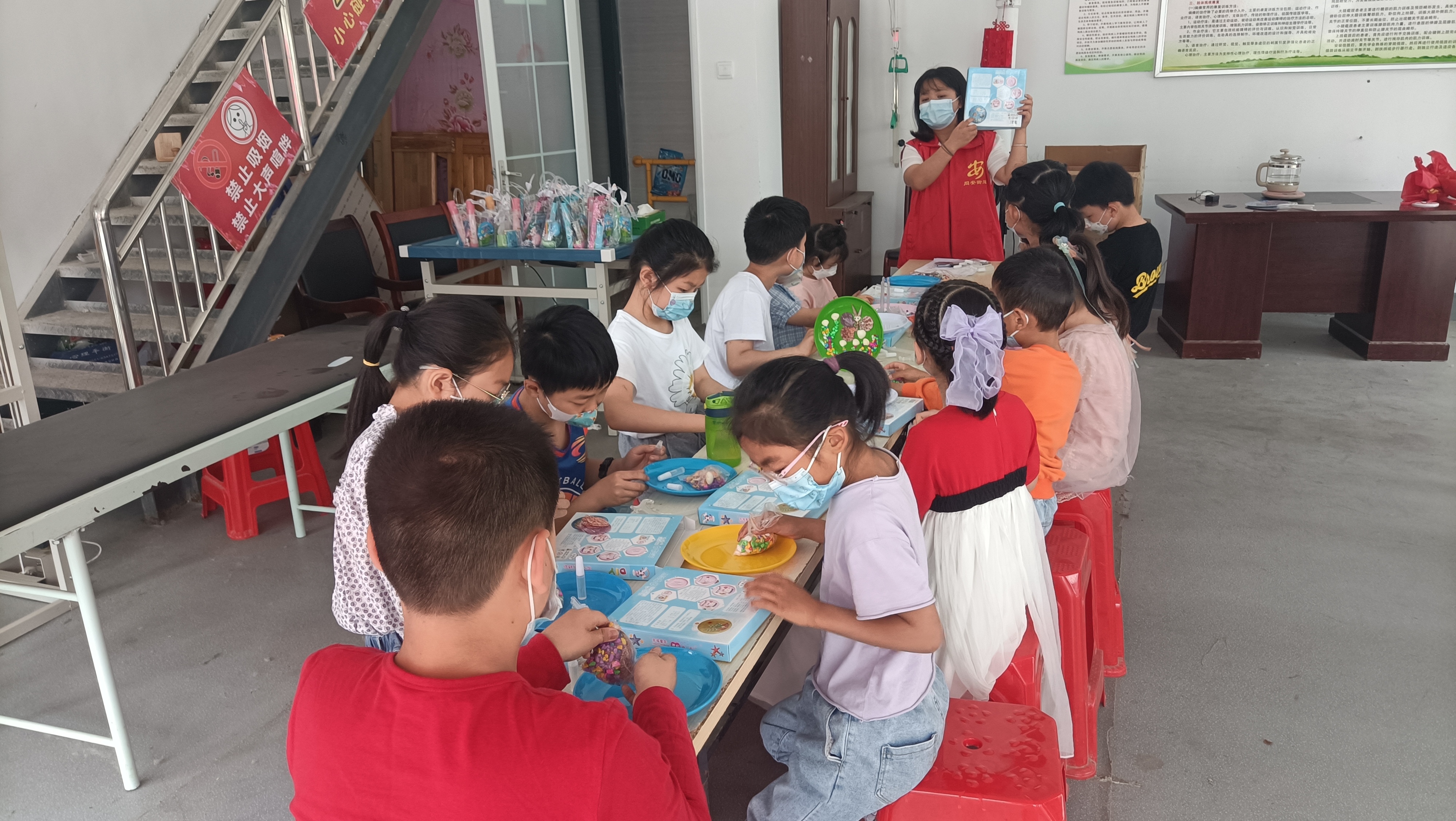 王大郢社区举办快乐童趣欢度六一儿童节活动