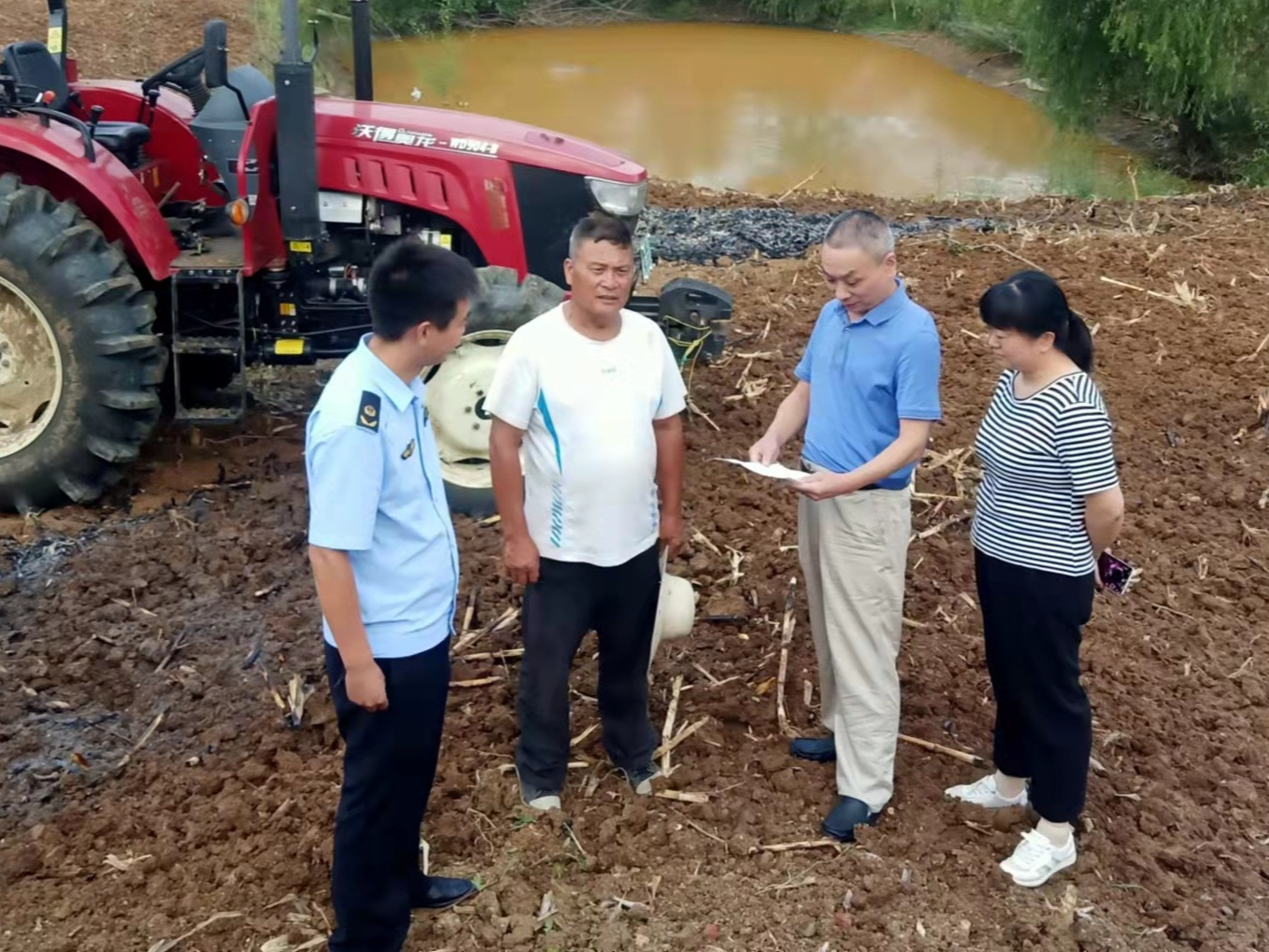 十堰市农业农机安全检查组在竹山县开展督导检查