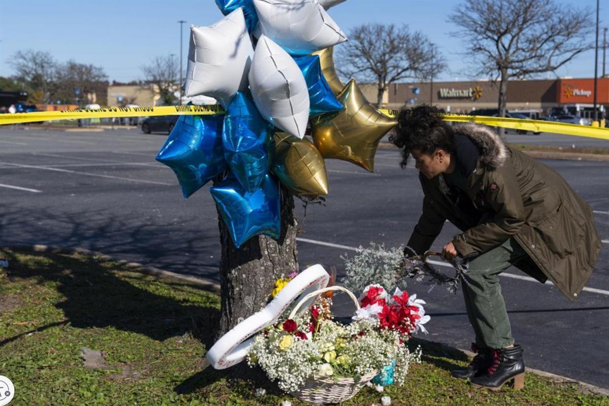22人死于美国沃尔玛枪击案后，这家超市不打算收紧卖枪业务_枪支
