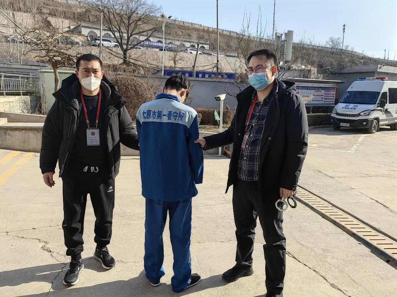 团伙提供洗钱服务,犯罪嫌疑人江某义(男,33岁,黑龙江密山市人)负责