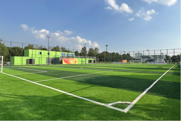 67桐乡屠甸足球小镇迎来今秋首赛