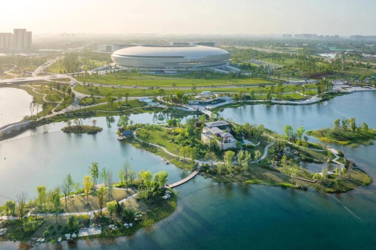 成都东安湖双节新场景新玩法实力圈粉