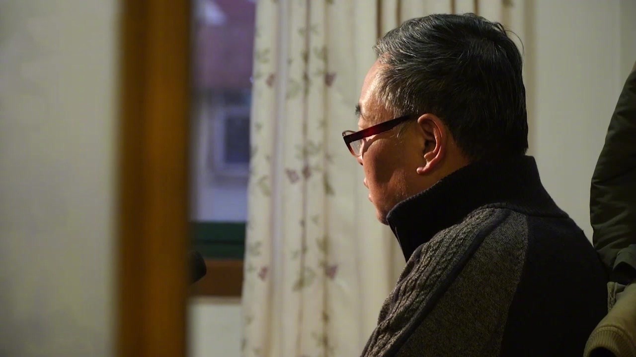 这一晚,杨敢连和妻子再度失眠了.