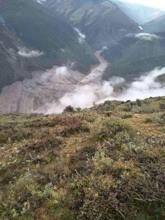 >此前消息丨 金沙江堰塞湖溃坝隐患完全消除:自然泄流水位下降20米