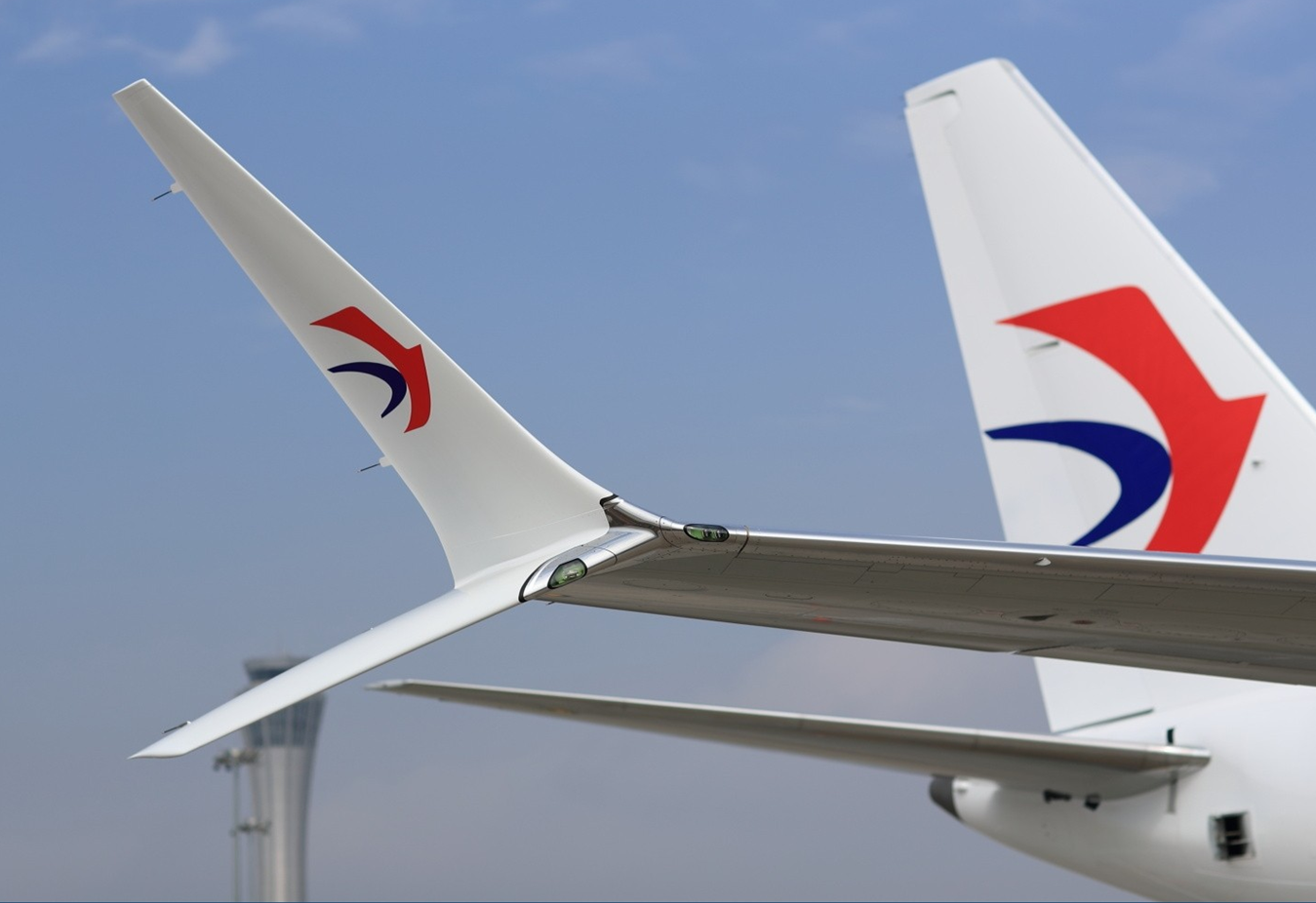 ظ49ҵϱʾ,737 ma