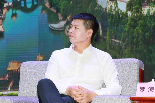 江西团团圆家具有限公司董事长罗海龙