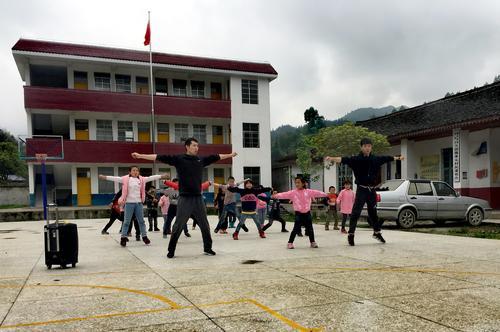 binary_middle (2).jpg