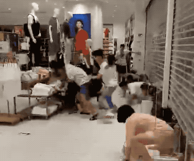1559624434280518.gif 640 (2).gif