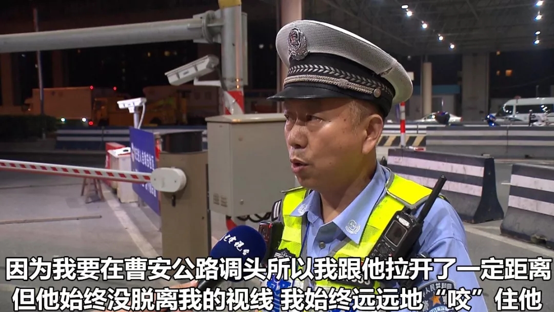 公安嘉定分局交警支队安亭检查站民警  王建忠