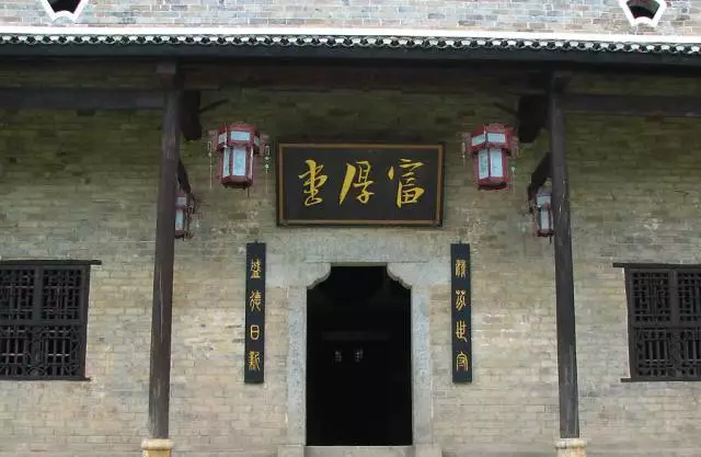 1565871084775907.jpg 2.jpg